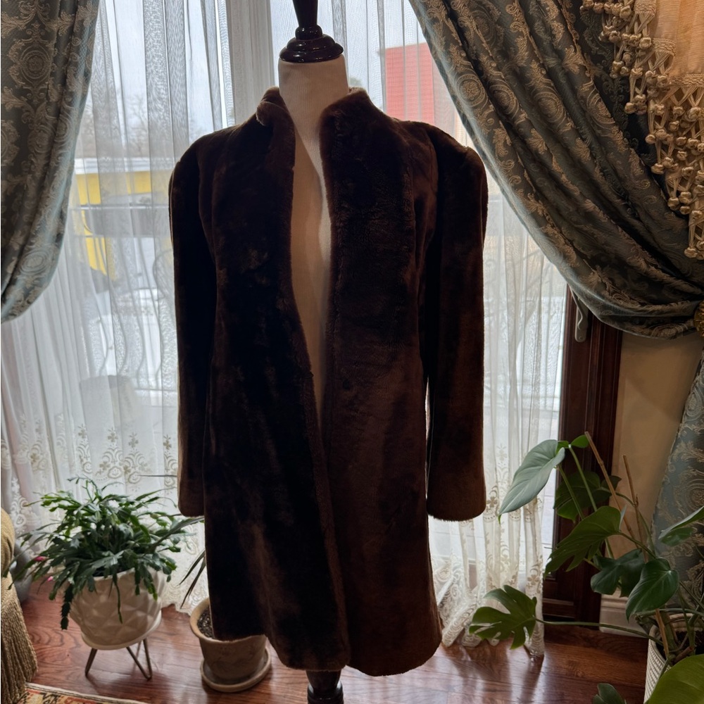 Elegant Brown Genuine Fur Coat